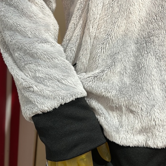 The North Face jacket - Picture 4 of 11